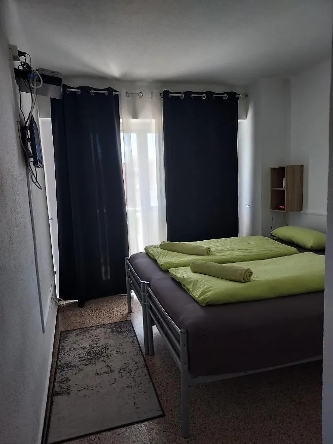 إل أرينال Hostal Residencia Orsi 0*, إل أرينال إسبانيا