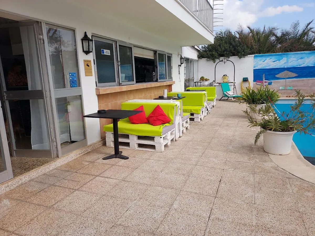 旅馆 Hostal Residencia Orsi 埃尔阿雷纳尔