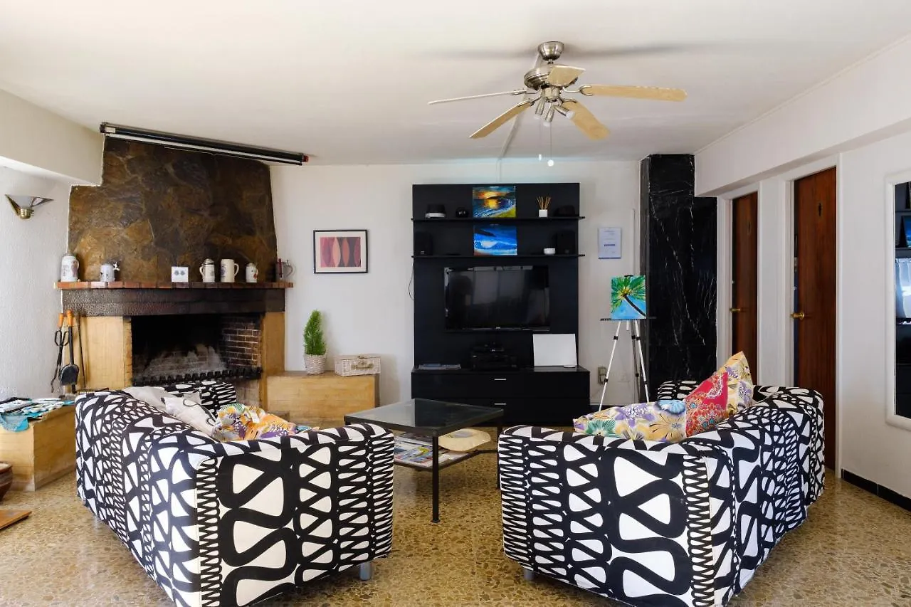 旅馆 Hostal Residencia Orsi 埃尔阿雷纳尔