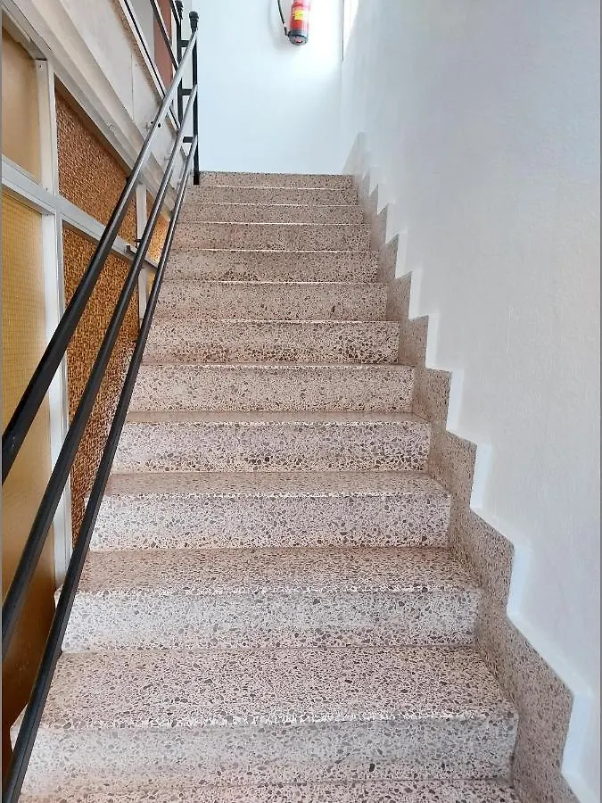 Hostel Hostal Residencia Orsi Ελ Αρενάλ