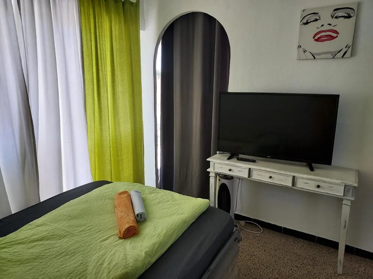 Hostal Residencia Orsi 埃尔阿雷纳尔 西班牙