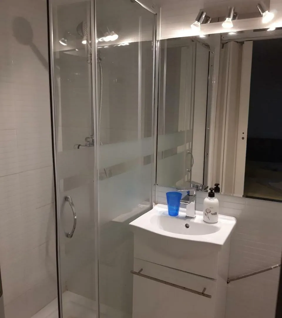 旅馆 Hostal Residencia Orsi 埃尔阿雷纳尔